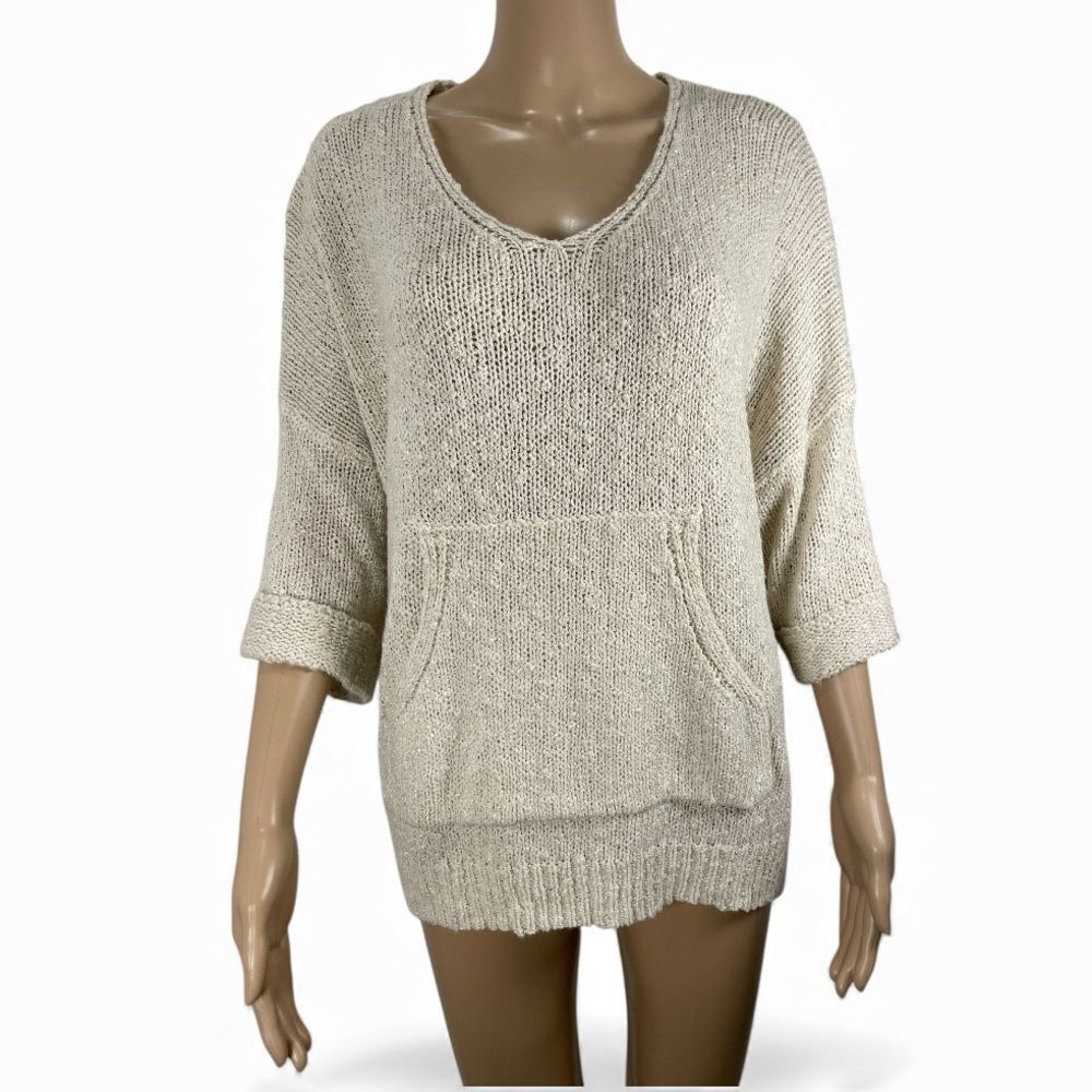 Easel Women's Cream Sweater size S/M